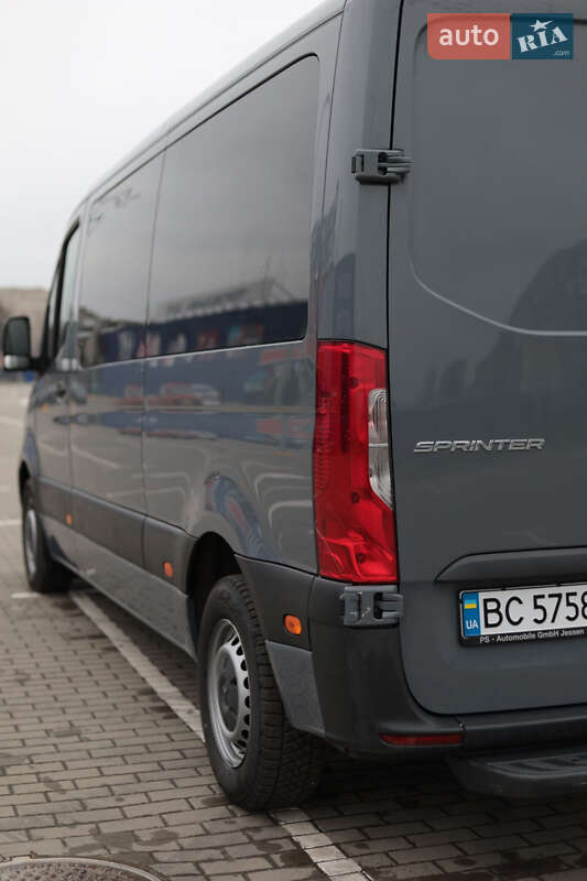 Микроавтобус Mercedes-Benz Sprinter 2019 в Сокале