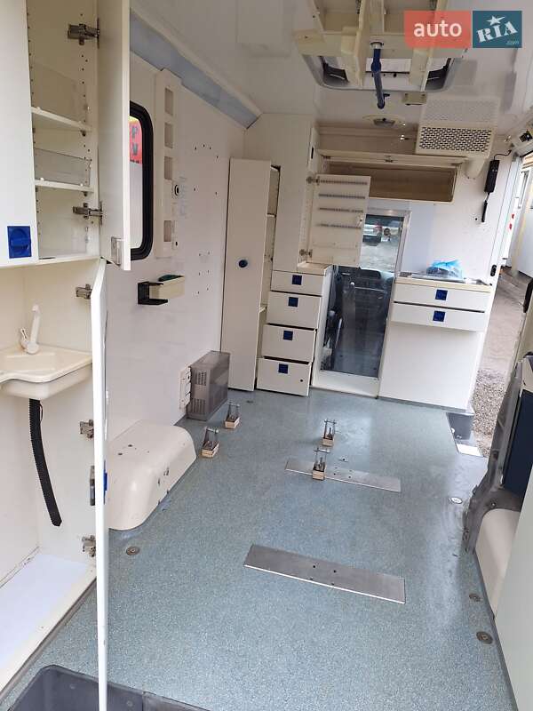 Дом на колесах Mercedes-Benz Sprinter 2001 в Стрые