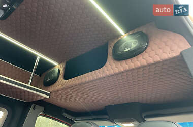 Мікроавтобус Mercedes-Benz Sprinter 2019 в 