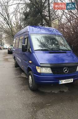 Мікроавтобус Mercedes-Benz Sprinter 2000 в Рівному