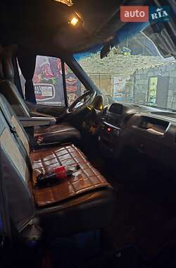 Грузовой фургон Mercedes-Benz Sprinter 2005 в 