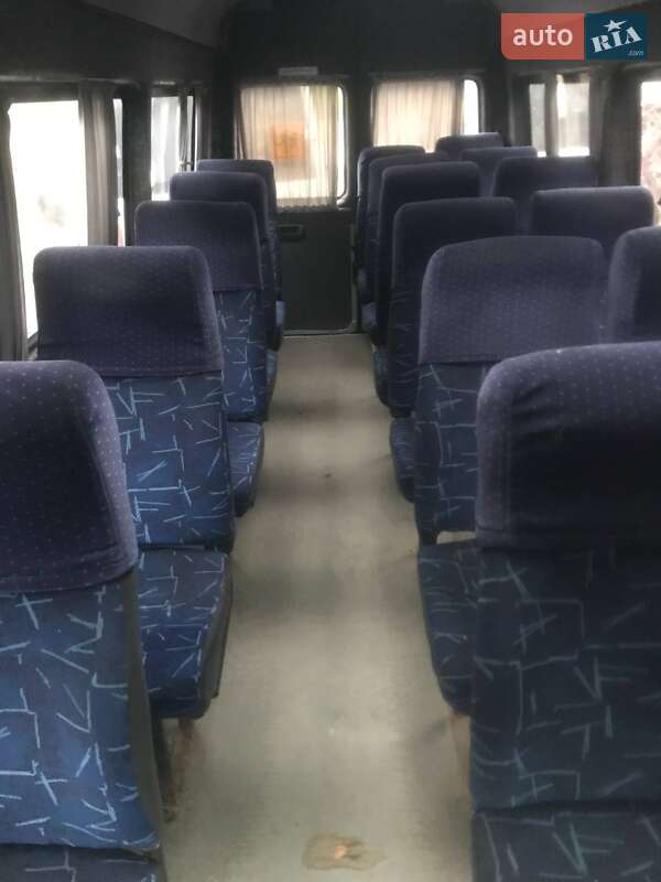 Микроавтобус Mercedes-Benz Sprinter 2000 в Днепре
