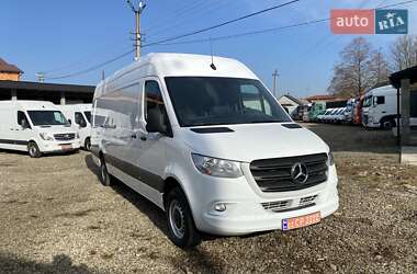 Грузовой фургон Mercedes-Benz Sprinter 2022 в Хусте