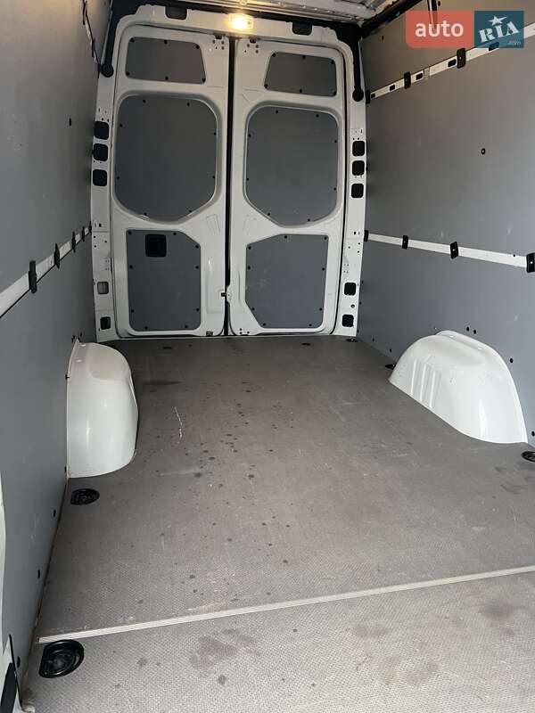 Грузовой фургон Mercedes-Benz Sprinter 2019 в Хусте