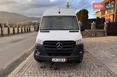 Вантажний фургон Mercedes-Benz Sprinter 2020 в Сваляві