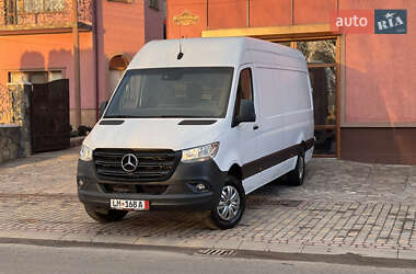 Вантажний фургон Mercedes-Benz Sprinter 2020 в Сваляві