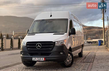 Вантажний фургон Mercedes-Benz Sprinter 2020 в Сваляві