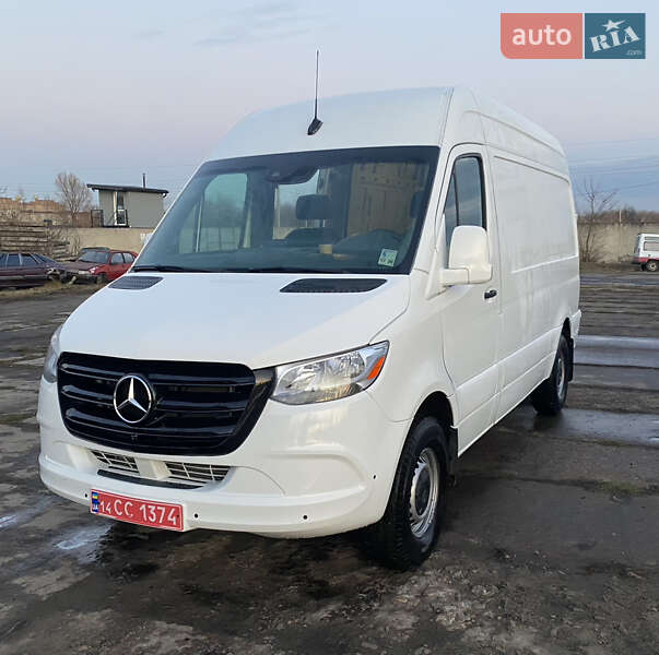 Грузовой фургон Mercedes-Benz Sprinter 2020 в Червонограде