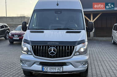 Вантажний фургон Mercedes-Benz Sprinter 2015 в Чернівцях