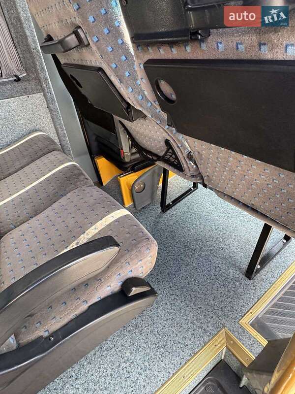 Микроавтобус Mercedes-Benz Sprinter 2006 в Черновцах