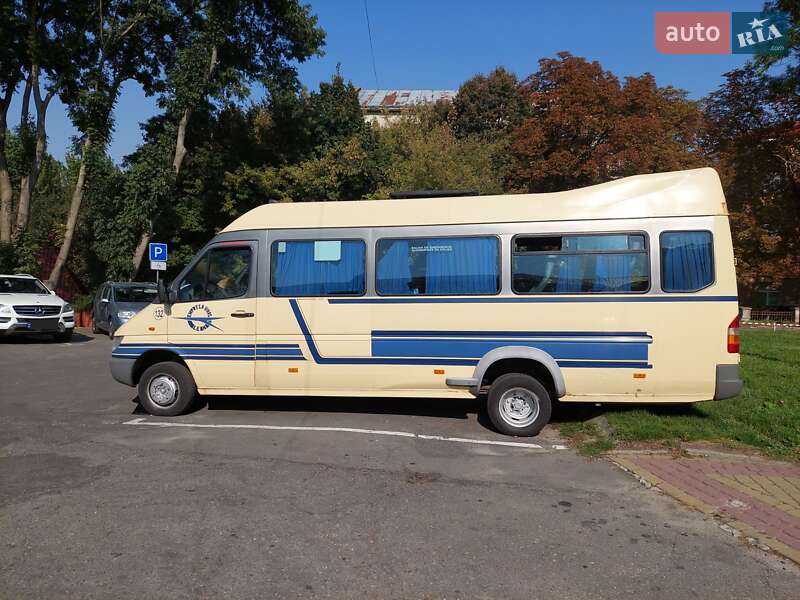 Mercedes-Benz Sprinter 2000 Mercedes-Benz Sprinter 2000