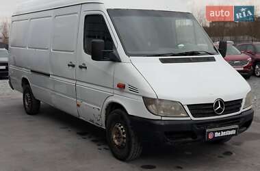 Вантажний фургон Mercedes-Benz Sprinter 2005 в Рівному