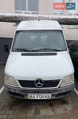 Грузовой фургон Mercedes-Benz Sprinter 2005 в 