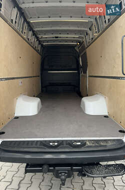 Вантажний фургон Mercedes-Benz Sprinter 2020 в 