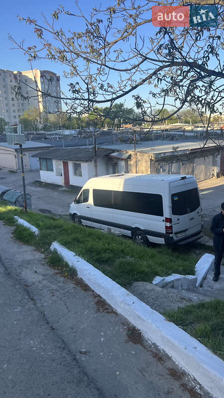 Вантажопасажирський фургон Mercedes-Benz Sprinter 2011 в Тернополі