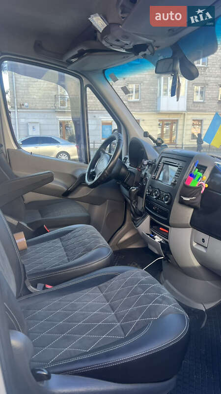 Вантажопасажирський фургон Mercedes-Benz Sprinter 2011 в Тернополі