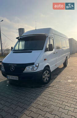 Грузопассажирский фургон Mercedes-Benz Sprinter 2005 в Черновцах