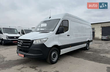 Грузовой фургон Mercedes-Benz Sprinter 2019 в 