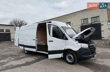 Грузовой фургон Mercedes-Benz Sprinter 2019 в 