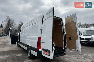 Грузовой фургон Mercedes-Benz Sprinter 2019 в 