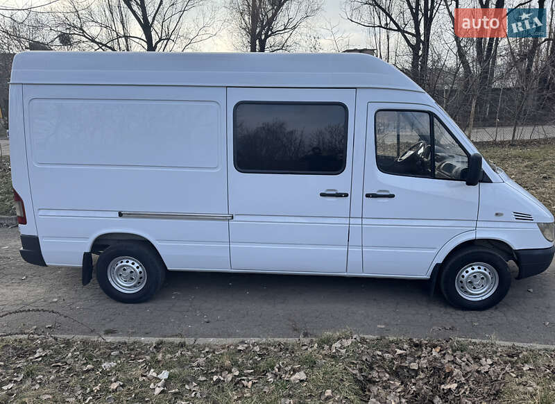 Грузовой фургон Mercedes-Benz Sprinter 2005 в Ровно