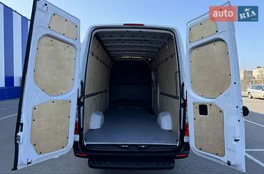 Вантажний фургон Mercedes-Benz Sprinter 2019 в Дубні