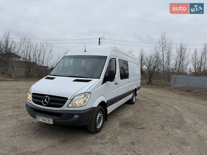 Вантажопасажирський фургон Mercedes-Benz Sprinter 2010 в Коломиї фото 6 Вантажопасажирський фургон Mercedes-Benz Sprinter 2010 в Коломиї