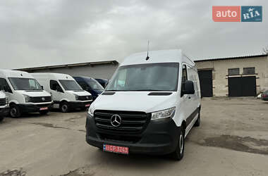 Грузовой фургон Mercedes-Benz Sprinter 2020 в 