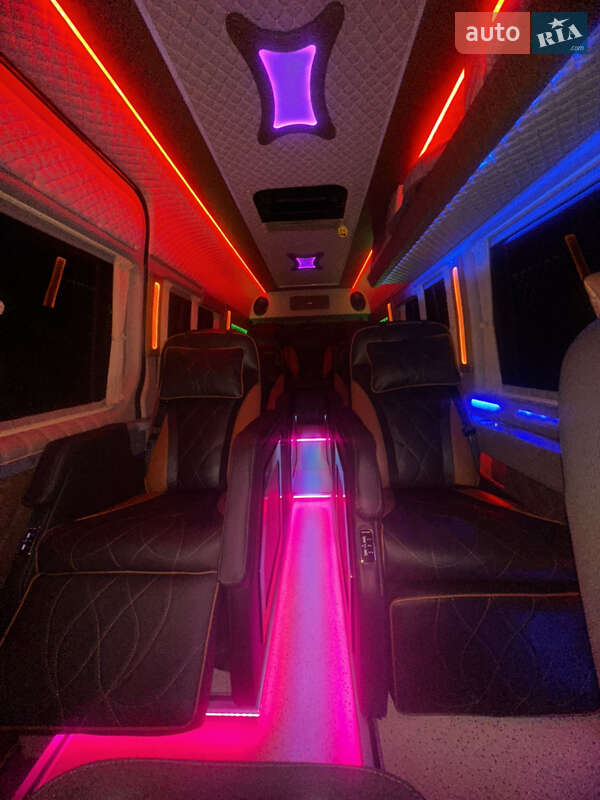 Микроавтобус Mercedes-Benz Sprinter 2017 в Луцке фото 33 Микроавтобус Mercedes-Benz Sprinter 2017 в Луцке