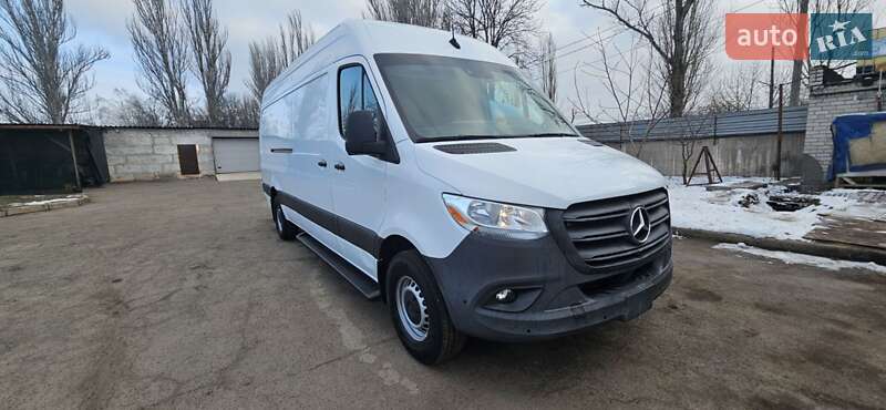 Mercedes-Benz Sprinter 2022