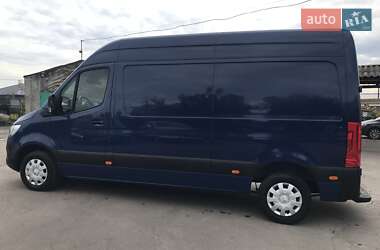 Грузовой фургон Mercedes-Benz Sprinter 2018 в Нововолынске