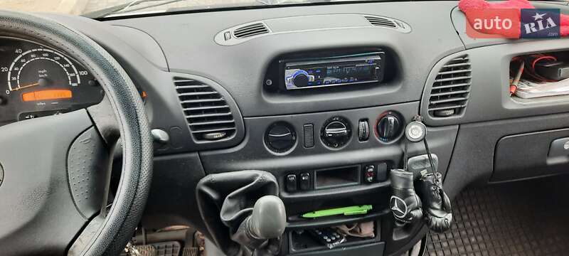 Грузовой фургон Mercedes-Benz Sprinter 2005 в Запорожье
