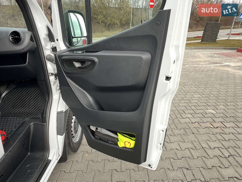 Автовоз Mercedes-Benz Sprinter 2021 в Тернополі фото 33 Автовоз Mercedes-Benz Sprinter 2021 в Тернополі
