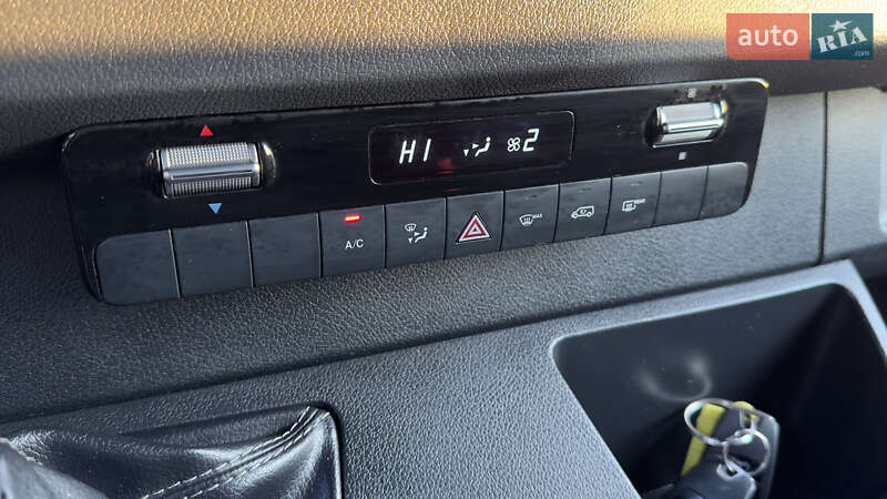 Вантажний фургон Mercedes-Benz Sprinter 2020 в Сваляві