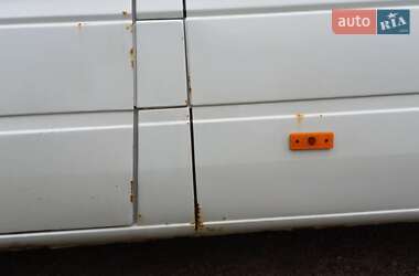 Микроавтобус Mercedes-Benz Sprinter 2005 в 