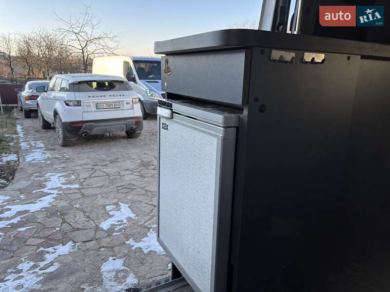 Грузопассажирский фургон Mercedes-Benz Sprinter 2012 в Бучаче