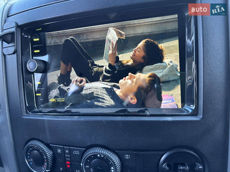 Грузопассажирский фургон Mercedes-Benz Sprinter 2012 в Бучаче