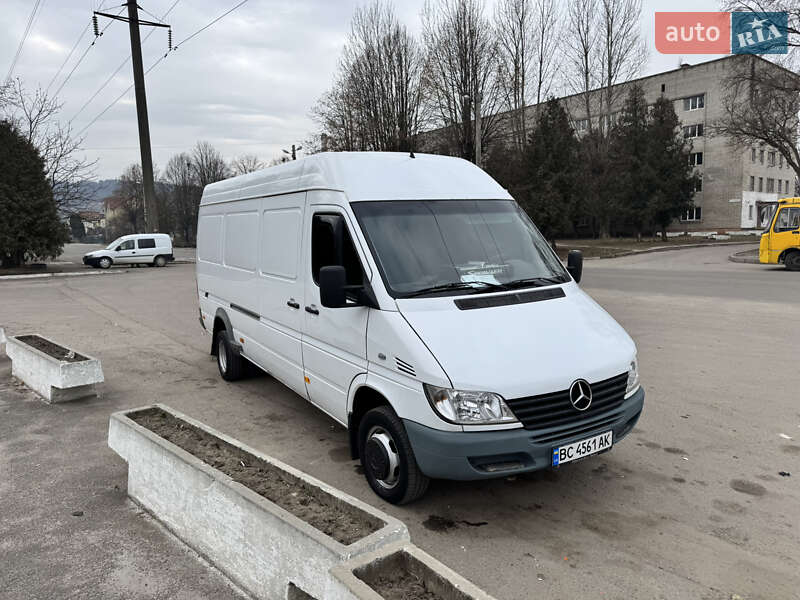Вантажний фургон Mercedes-Benz Sprinter 2006 в Львові фото 3 Вантажний фургон Mercedes-Benz Sprinter 2006 в Львові