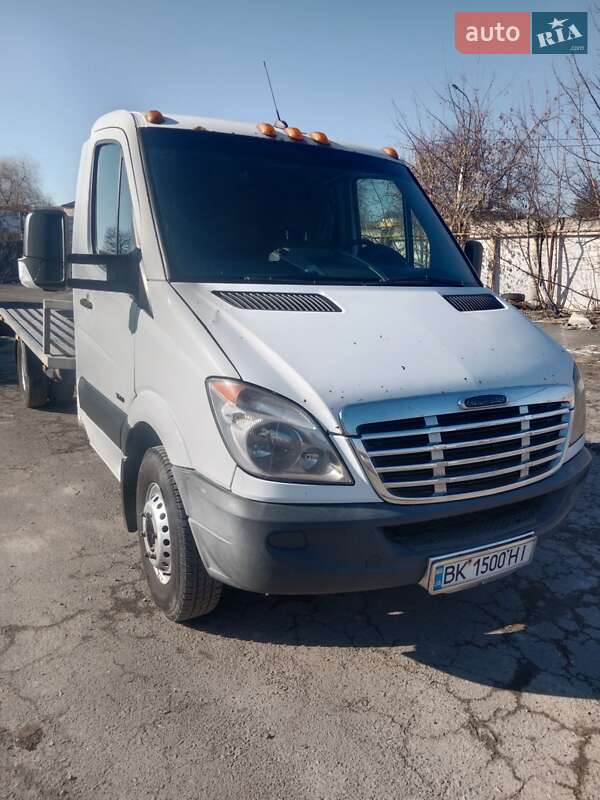 Mercedes-Benz Sprinter 2013
