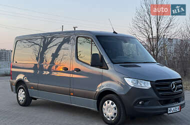 Вантажний фургон Mercedes-Benz Sprinter 2021 в 