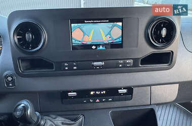 Вантажний фургон Mercedes-Benz Sprinter 2021 в 