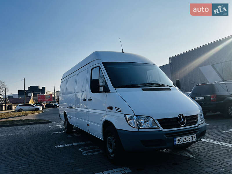 Вантажний фургон Mercedes-Benz Sprinter 2005 в Львові