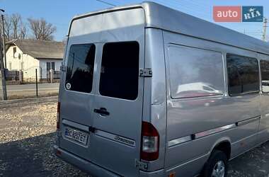 Вантажопасажирський фургон Mercedes-Benz Sprinter 2004 в 
