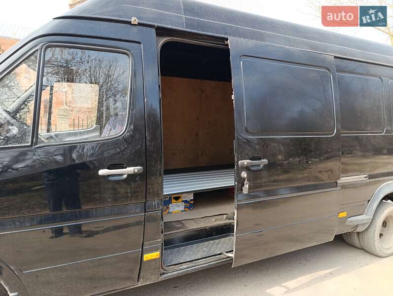 Грузовой фургон Mercedes-Benz Sprinter 1998 в Белгороде-Днестровском фото 17 Грузовой фургон Mercedes-Benz Sprinter 1998 в Белгороде-Днестровском