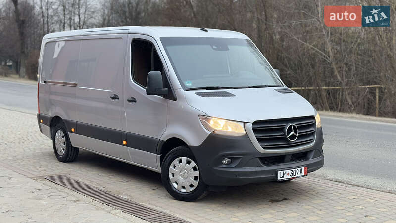 Грузовой фургон Mercedes-Benz Sprinter 2020 в Сваляве