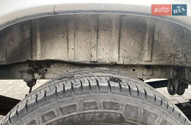 Грузовой фургон Mercedes-Benz Sprinter 2004 в 