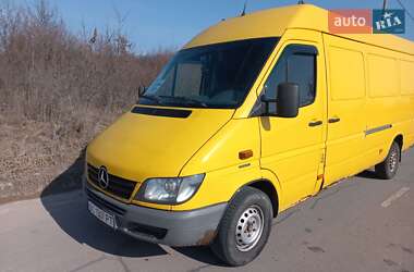 Грузовой фургон Mercedes-Benz Sprinter 2004 в 