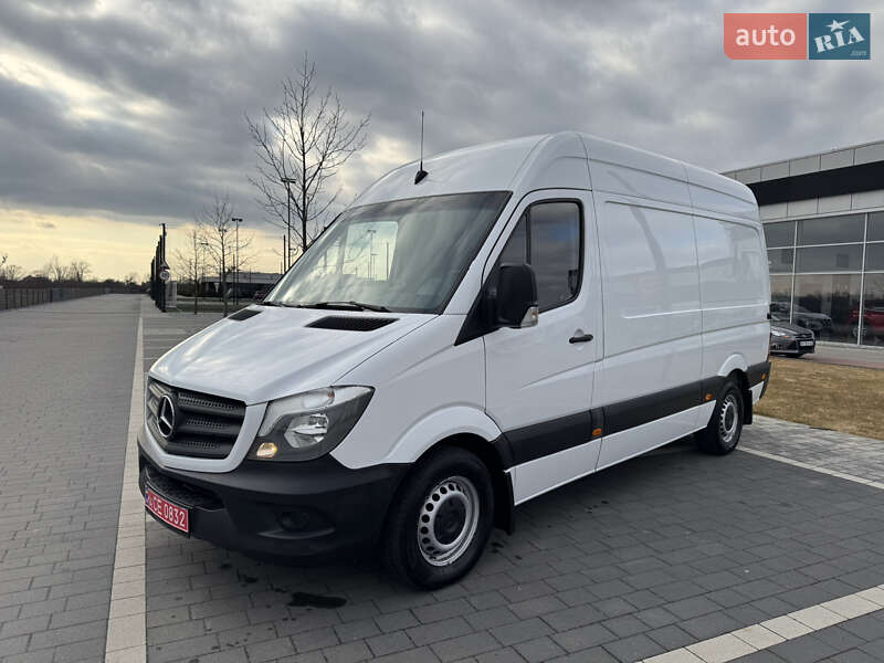 Вантажний фургон Mercedes-Benz Sprinter 2017 в Мукачевому