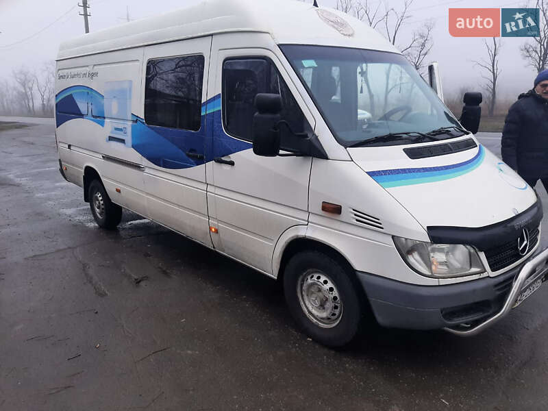 Mercedes-Benz Sprinter 2006