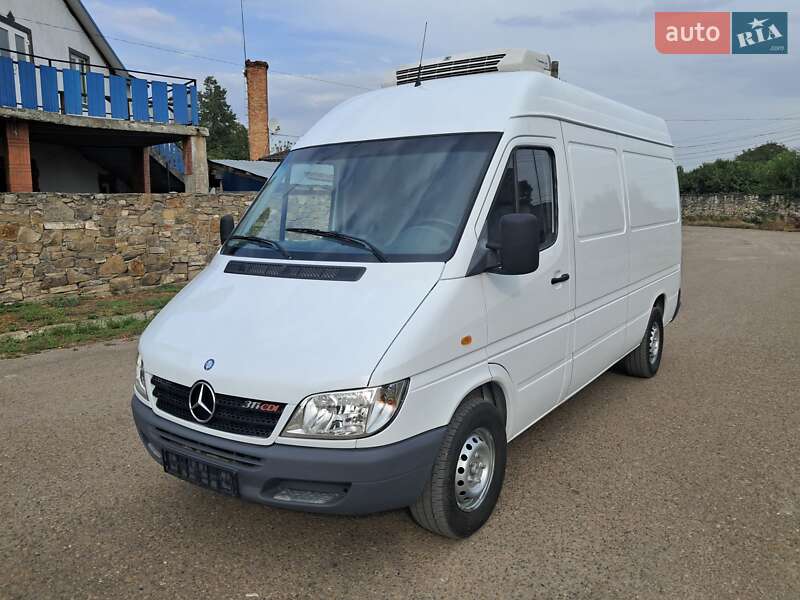 Рефрижератор Mercedes-Benz Sprinter 2005 в Черновцах